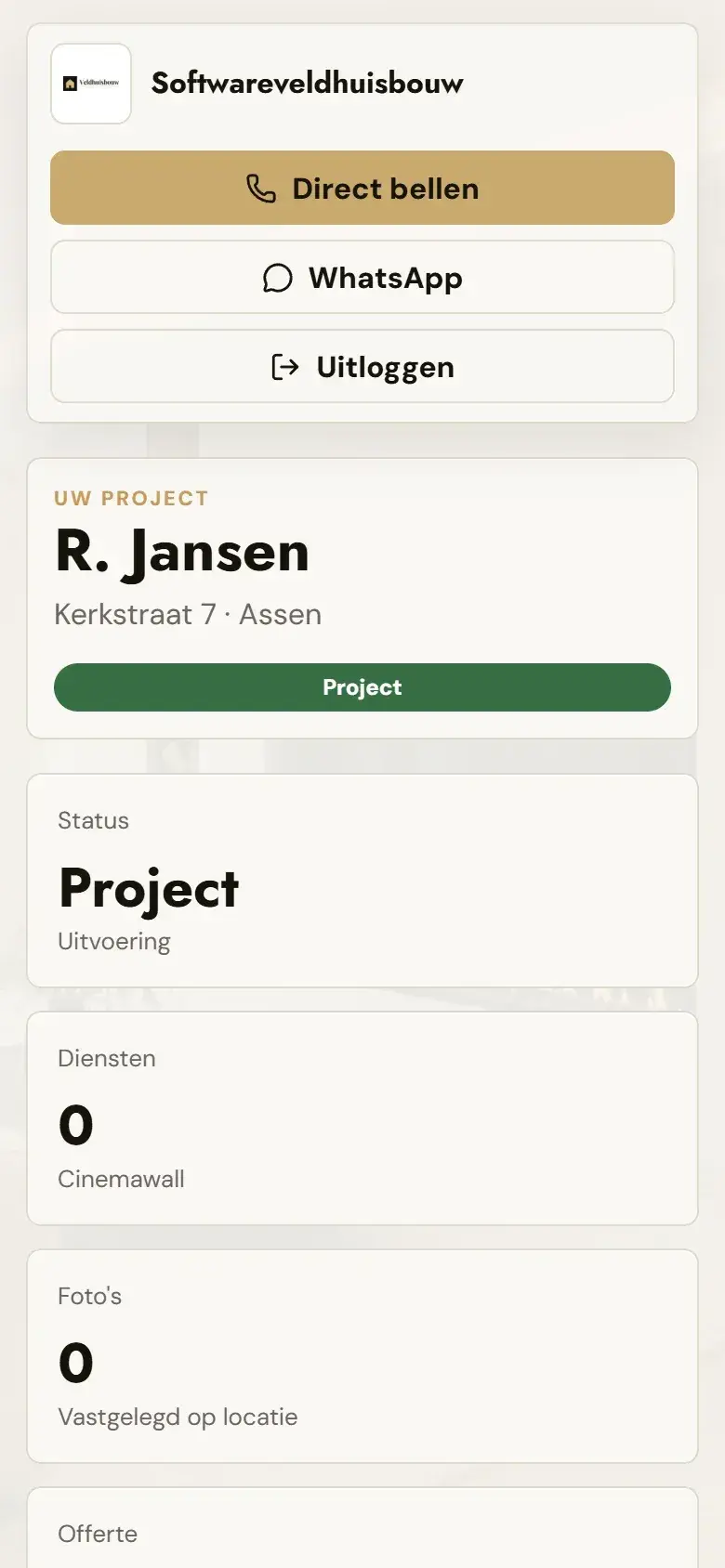 Klantportaal op de telefoon tijdens de uitvoering